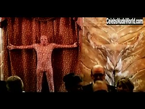Beyoncé Knowles Sexy scene in The Pink Panther (2006) 13