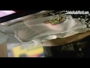 Bree Turner Sexy scene in Deuce Bigalow: Male Gigolo (1999) 11