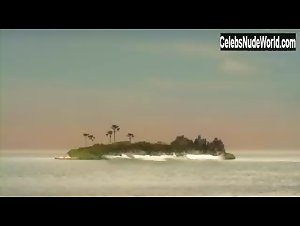 Brooke Hogan bikini, Sexy scene in 2-Headed Shark Attack (2012) 5