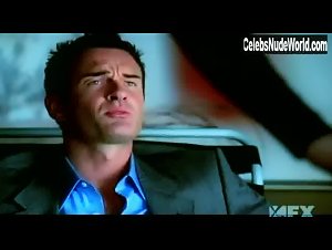 Brooke Shields Nude, butt scene in Nip/Tuck (2003-2010) 15