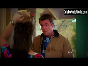 Brooke Shields Hot,underclothing scene in The Middle (2009-2016) 14