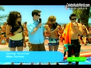 Vanessa Lachey Sexy, bikini scene in Total Request Live 19