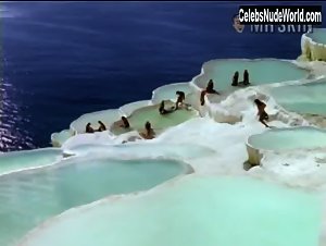 Vanessa Williams Outdoor , Babes scene in The Odyssey (1997) 17