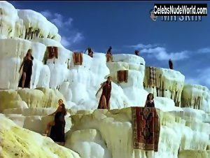 Vanessa Williams Outdoor , Babes scene in The Odyssey (1997) 18