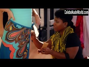 Chloe Bridges, Fiona Gubelmann, Camille Guaty, Tichina Arnold, Vanessa Williams Sexy, bikini scene in Daytime Divas (2017) 7