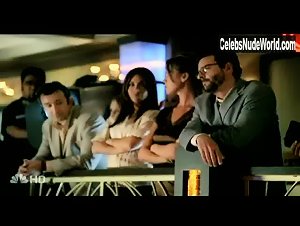 Vanessa Marcil Lesbian , Kissing scene in Las Vegas (2003-2008) 1
