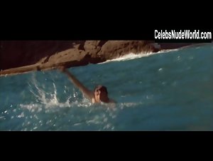 Willa Holland Sexy scene in A Summer in Genoa (2008) 3