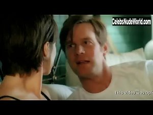 Zoe McLellan Cleavage , Kissing scene in Dirty Sexy Money (2007-2008) 15