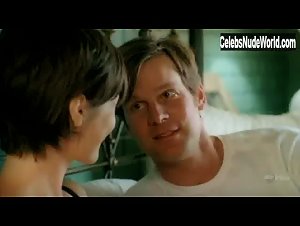 Zoe McLellan Cleavage , Kissing scene in Dirty Sexy Money (2007-2008) 18