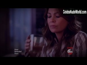 Ellen Pompeo Black Lingerie , Bouncing boobs scene in Grey's Anatomy (2005-2021)
