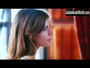 Elisabetta Canalis underwear, Sexy scene in Deuce Bigalow: European Gigolo (2005) 20