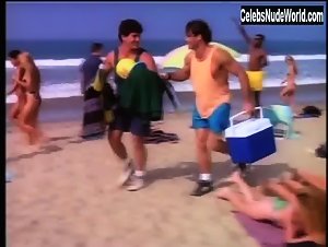 Cindy Margolis bikini, Sexy scene in Baywatch (1989-2003) 18
