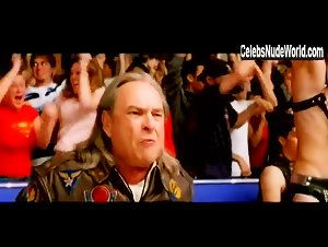 Christine Taylor Sexy scene in Dodgeball (2004) 18