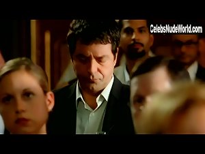 Ellen Pompeo Attractive,underclothing scene in Art Heist (2004) 12