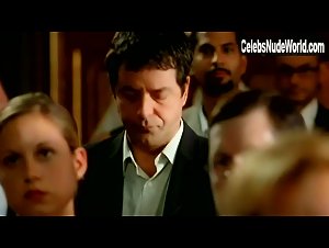 Ellen Pompeo Attractive,underclothing scene in Art Heist (2004) 13