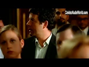 Ellen Pompeo Attractive,underclothing scene in Art Heist (2004) 5