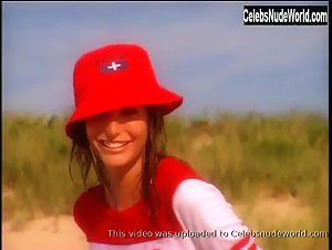 Elsa Benitez in Sports Illustrated: Swimsuit 2004 (2004) 14