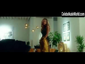 Gabrielle Union Cleavage , Sexy Dress scene in Top Five (2014) 9