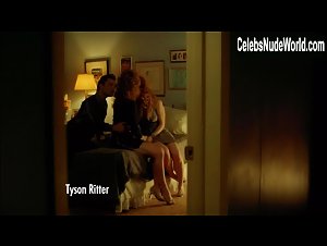 Erika Christensen, Heather Grace Hancock Sexy, lesbian scene in Wicked City (2015) 14