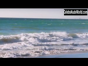 Genevieve Morton, Hannah Kirkelie Sexy, bikini scene in Barely Famous (2015-2016) 1