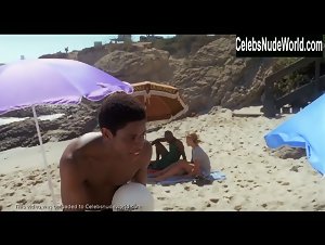 Rachael Leigh Cook, Tamara Mello, Gabrielle Union bikini, Sexy scene in She's All That (1999) 8