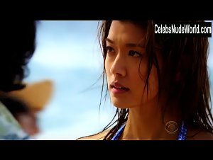 Grace Park bikini, Sexy scene in Hawaii Five-0 (2010-2020) 5