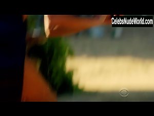 Grace Park Outdoor , Shower scene in Hawaii Five-0 (2010-2020) 17