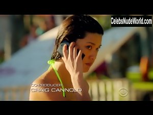 Grace Park Outdoor , Shower scene in Hawaii Five-0 (2010-2020) 18