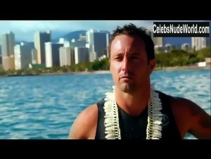 Michelle Borth, Grace Park Nice Butt , Bikini scene in Hawaii Five-0 (2010-2020) 17