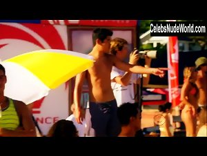 Grace Park Bouncing boobs , Cleavage scene in Hawaii Five-0 (2010-2020)