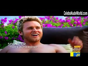 Heidi Montag Sexy Dress , Outdoor scene in The Hills (2006-2010) 3