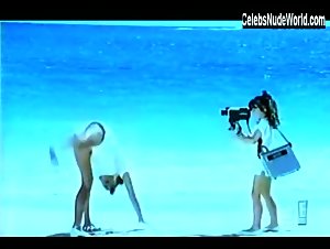 Janice Dickinson Sexy scene in E! True Hollywood Story (1996-2006) 12