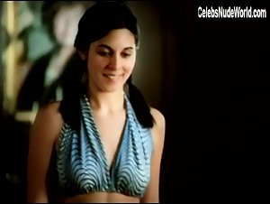 Jamie-Lynn Sigler Nude, breasts scene in Call Me: The Rise and Fall of Heidi Fleiss: Unrated and Uncut (2004) 14