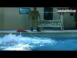Inma del Moral Nude, breasts scene in La Marcha verde (2002) 3