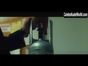 Kate Nauta underwear, Sexy scene in Transporter 2 (2005) 5