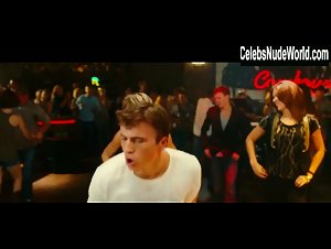 Julianne Hough Sexy scene in Footloose (2011) 19