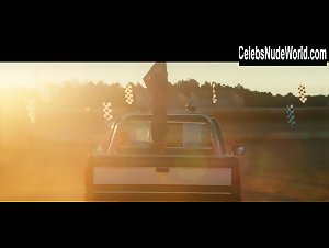 Julianne Hough underwear, Sexy scene in Footloose (2011) 2