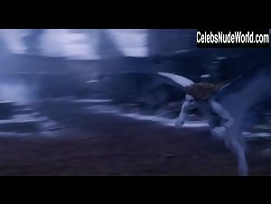 Josie Maran Sexy scene in Van Helsing (2004) 10