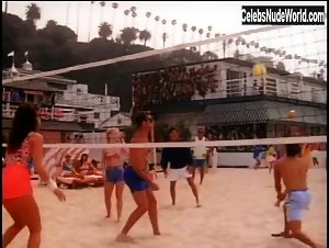 Jennie Garth bikini, Sexy scene in Beverly Hills, 90210 (1990-2000) 1