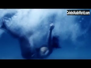 Lacey Chabert Sexy, bikini scene in Thirst (2008) 1