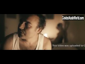 Nergis Ozturk in Yeralti (2012) 4