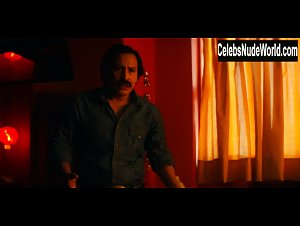 Sosie Bacon in Narcos: Mexico (series) (2018) 2