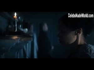 Vinette Robinson in A Christmas Carol (2019) 19