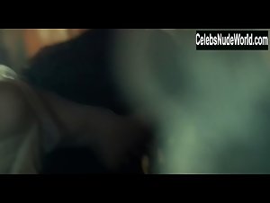 Joana Ribeiro in Madre Paula (series) (2017) 12