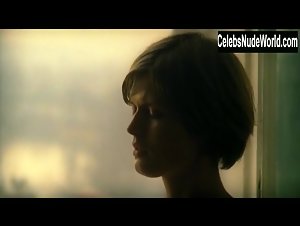Malgorzata Bela nude, boobs scene in Ono (2004) 15