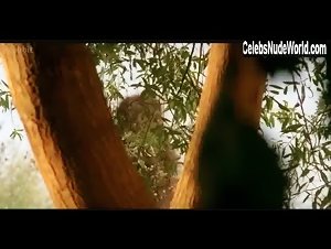 Maria Grazia Cucinotta breasts, butt scene in L'imbroglio nel lenzuolo (2010) 19