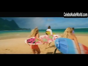 Lorraine Nicholson Wet , Beach scene in Soul Surfer (2011) 11