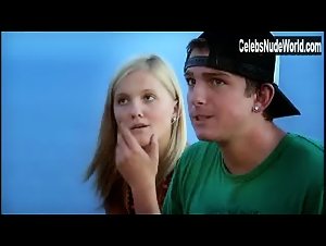Lauren Conrad Tell Blonde , Bouncing boobs scene in Laguna Beach (2004-2005) 17