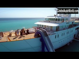 Lil' Kim, Tiffany Panhilason, B. Simone, Vena "Pretty Vee" Excell in Girls Cruise (2019) 14