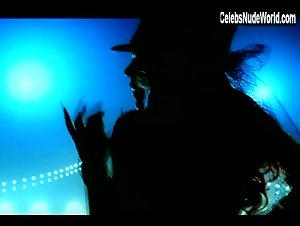 Lil' Kim Sexy scene in Lady Marmalade (2001) 3